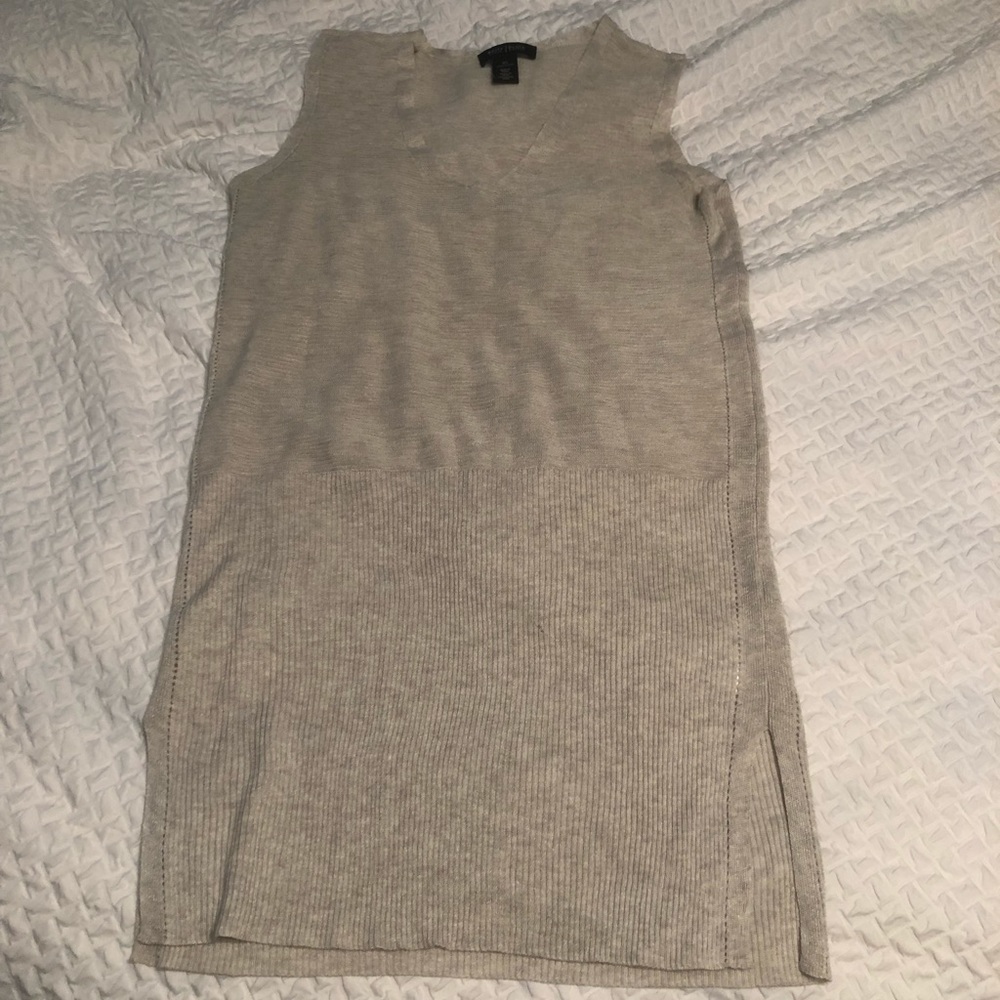 White House Black Market Sleeveless Tunic Top XS